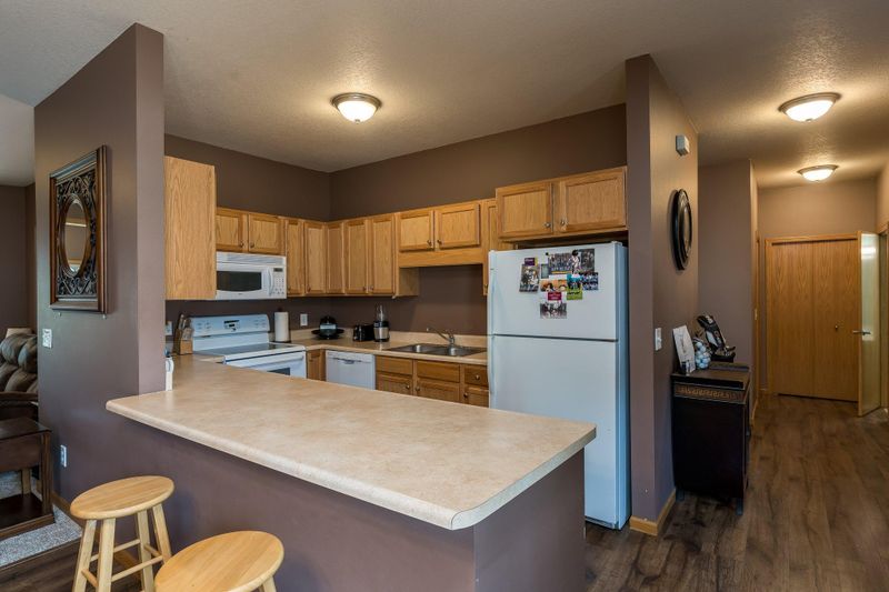 1005 Dublin Ct, Mankato, MN 56001
