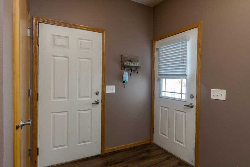 1005 Dublin Ct, Mankato, MN 56001