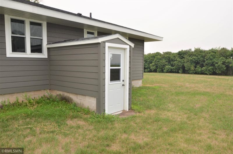 23741 Csah 9, Litchfield, MN 55355