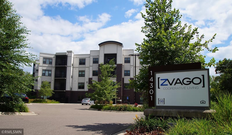 14301 Stewart Zvago Coop #403, Minnetonka, MN 55345