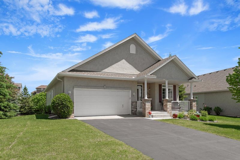 19145 Inndale Dr, Lakeville, MN 55044