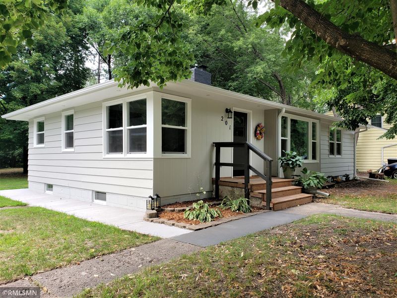 201 3rd Ave NW, Isanti, MN 55040