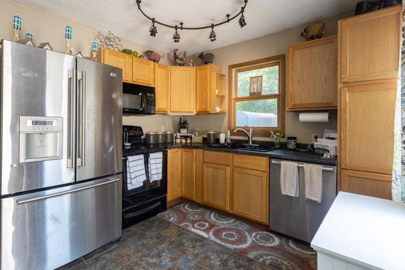 6852 225th Ln NE, Stacy, MN 55079