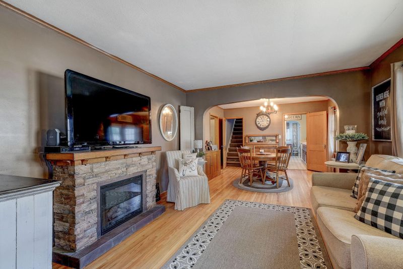 306 2nd St NE, Buffalo, MN 55313
