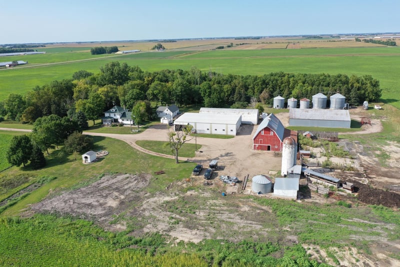 2397 135th St SW, Raymond, MN 56282