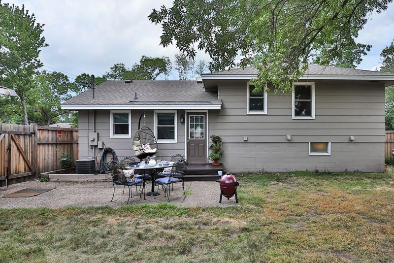 11440 Heather St NW, Coon Rapids, MN 55433