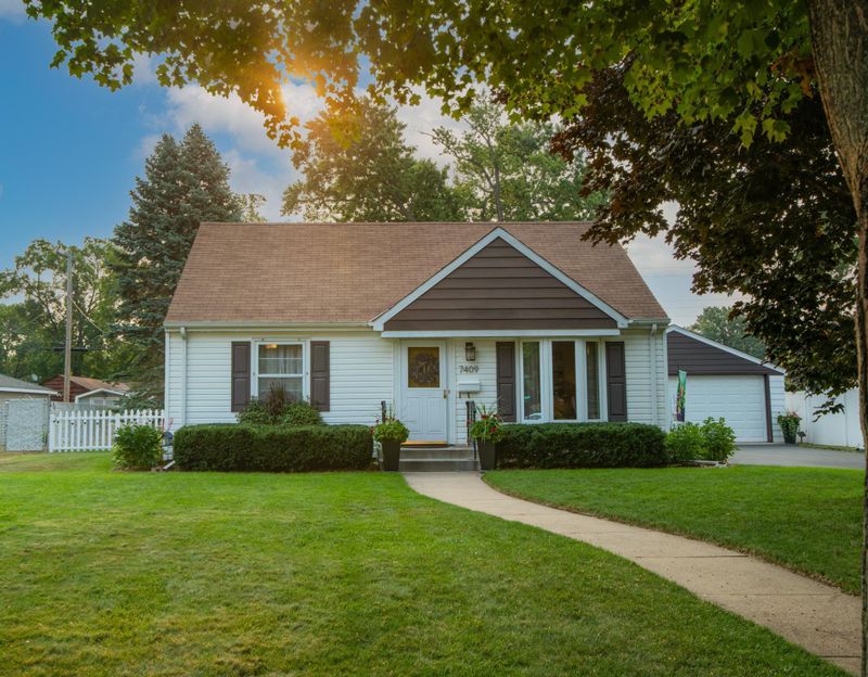 7409 Columbus Ave, Richfield, MN 55423