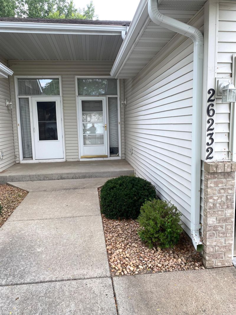 26232 3rd St W, Zimmerman, MN 55398