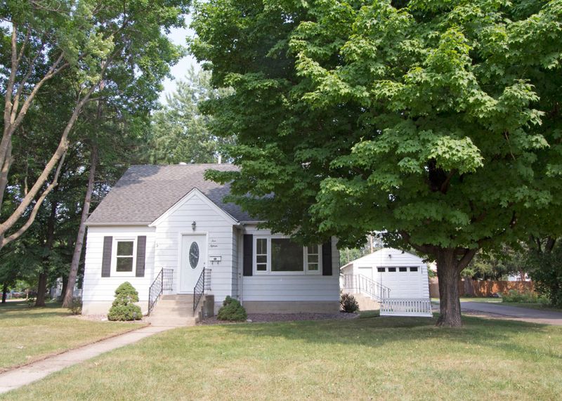 515 Vine St, Cannon Falls, MN 55009