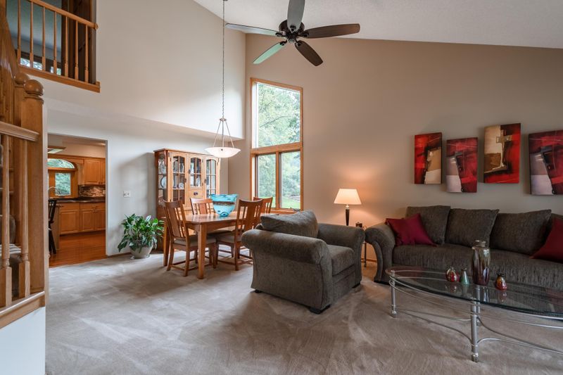 6447 Craig Dr, Eden Prairie, MN 55346