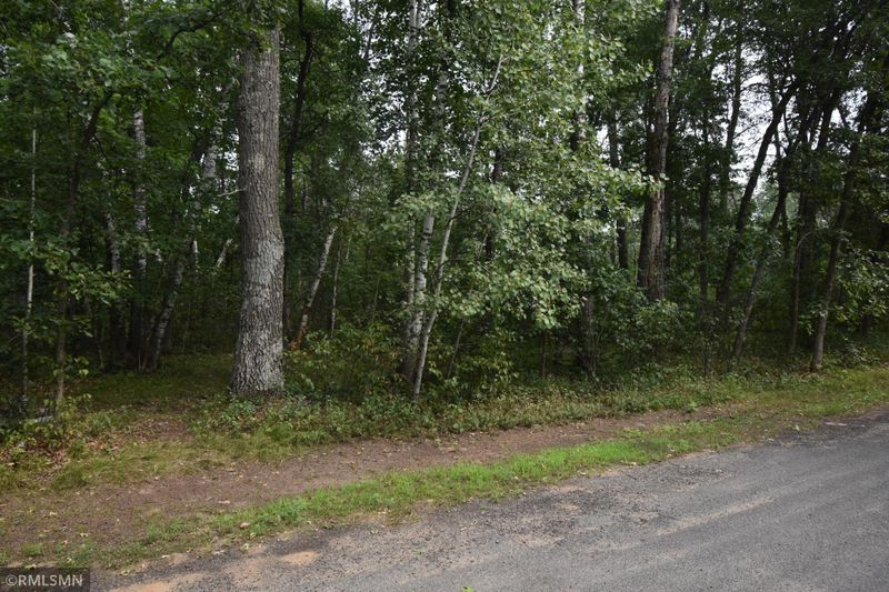 000 Aspen Ln, Breezy Point, MN 56472
