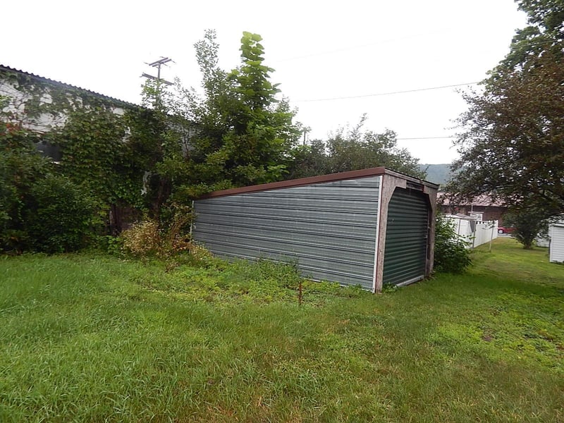 137 Centennial St, Peterson, MN 55962