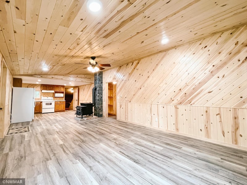 2367 Scenic Hw NE, Pennington, MN 56663