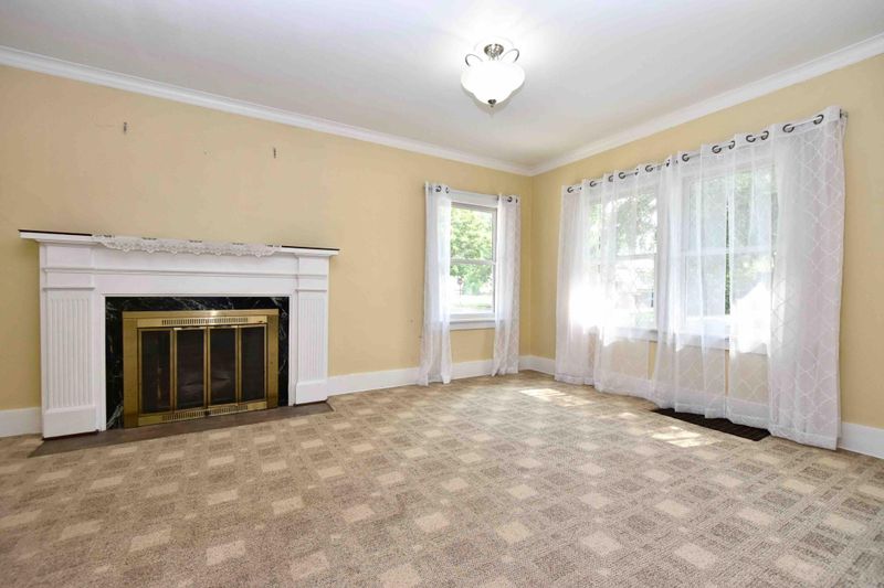 313 Wilson St, Winona, MN 55987