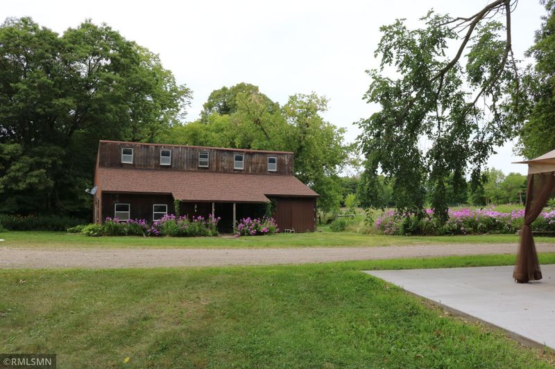 33710 316th St, Le Sueur, MN 56058