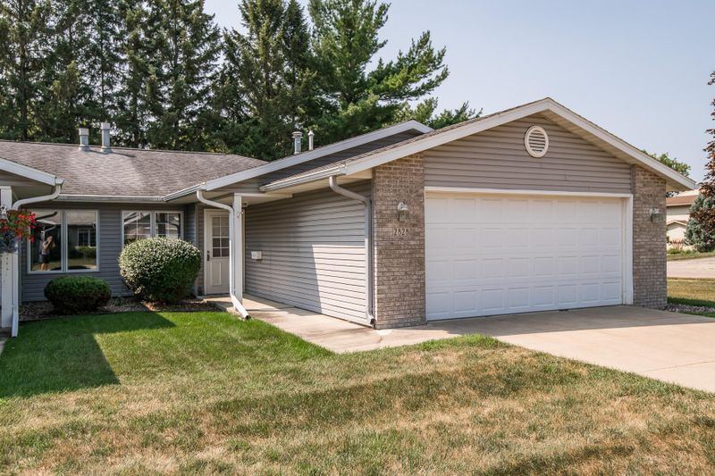 2828 19th Ave NW, Rochester, MN 55901