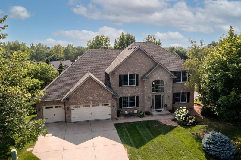 874 Govern Cir, Eagan, MN 55123