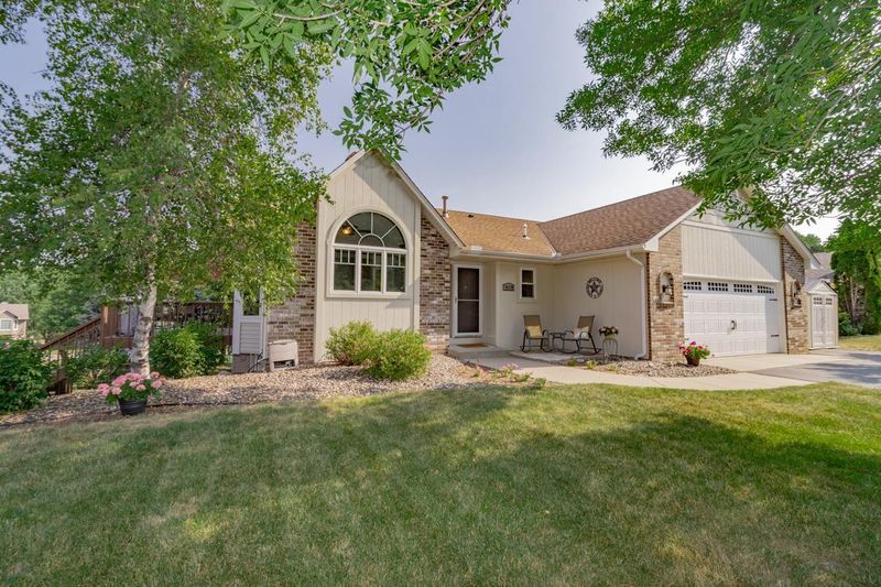16370 Java Ln, Lakeville, MN 55044