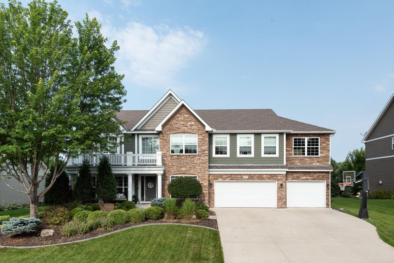 21071 Itami Trl, Lakeville, MN 55044