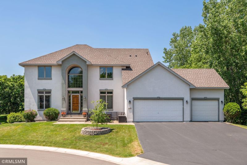 9049 Archer Ct N, Maple Grove, MN 55311