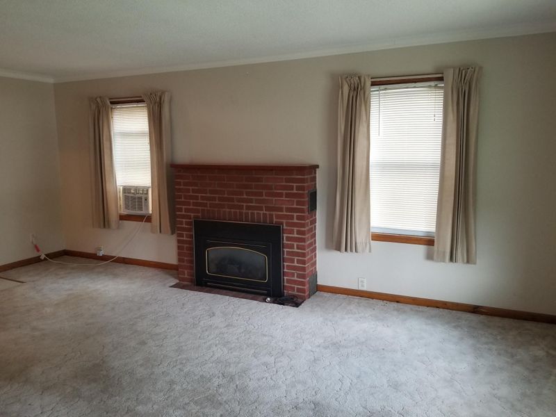 408 3rd St NE, Little Falls, MN 56345