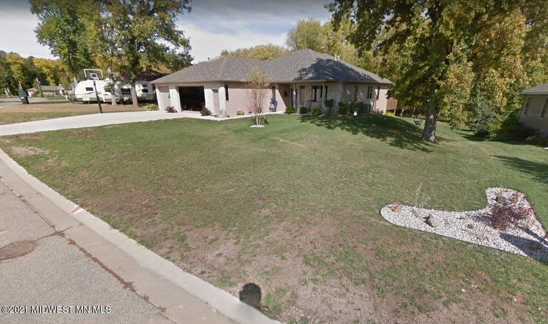 1808 Aspen Dr, Detroit Lakes, MN 56501