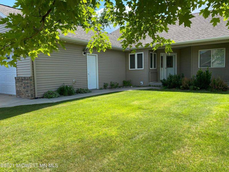 1874 Mccarthy Ln, Detroit Lakes, MN 56501