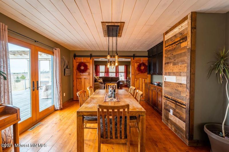 15898 Meadow Rd, Detroit Lakes, MN 56501