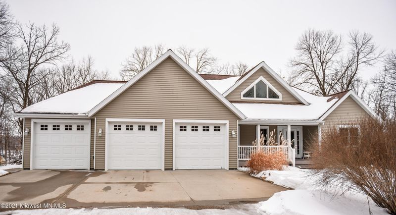 31098 410th St, Dent, MN 56528