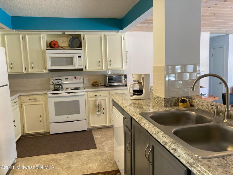 710 6th St, Hawley, MN 56549