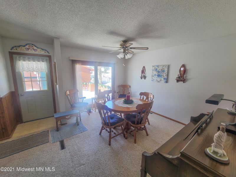312 Sunset Ave, Detroit Lakes, MN 56501