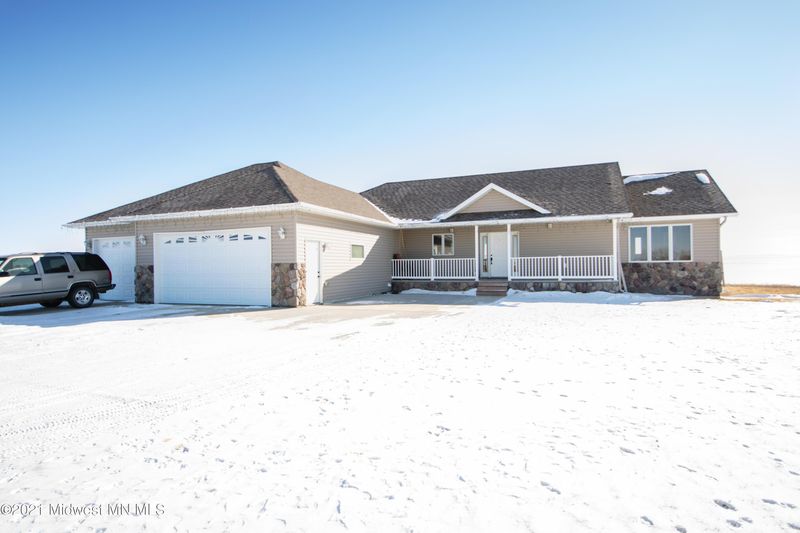 1640 240 Rd, Hawley, MN 56549