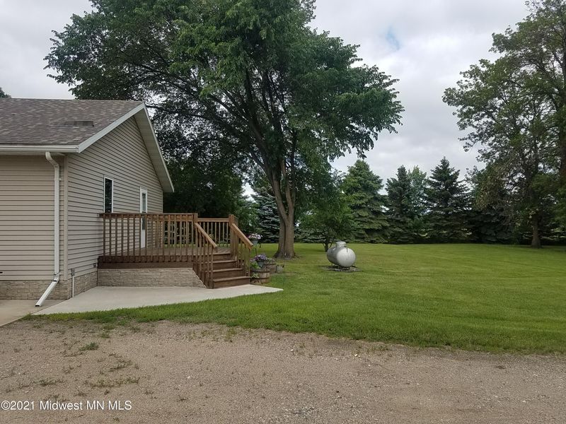 19452 90th Ave N, Hawley, MN 56549