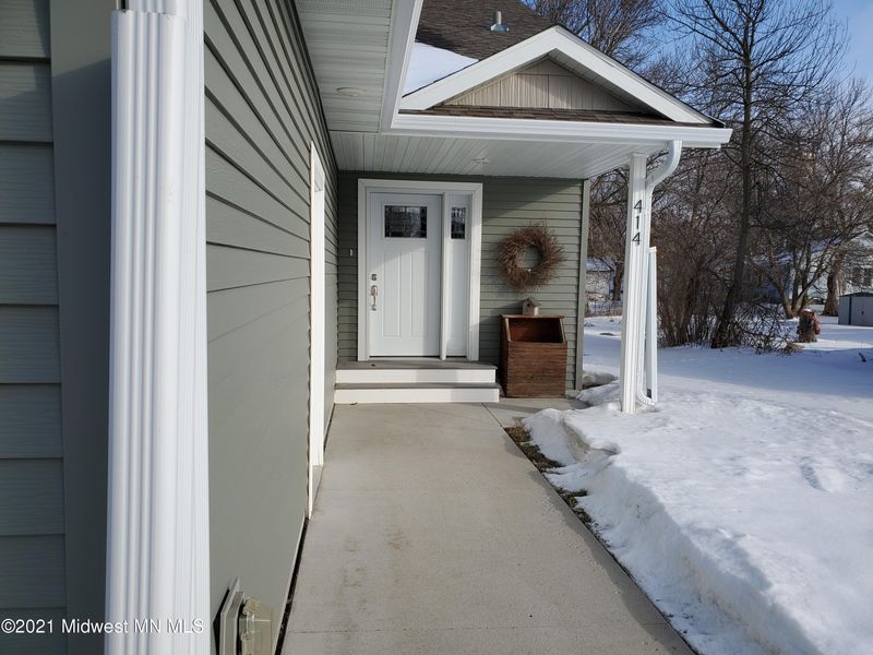 414 9th St, Hawley, MN 56549