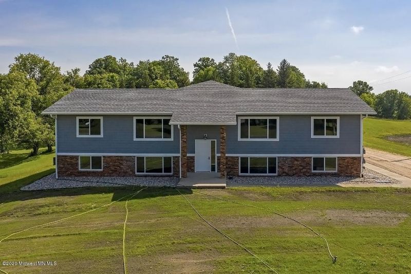 1295 Highland Dr, Detroit Lakes, MN 56501