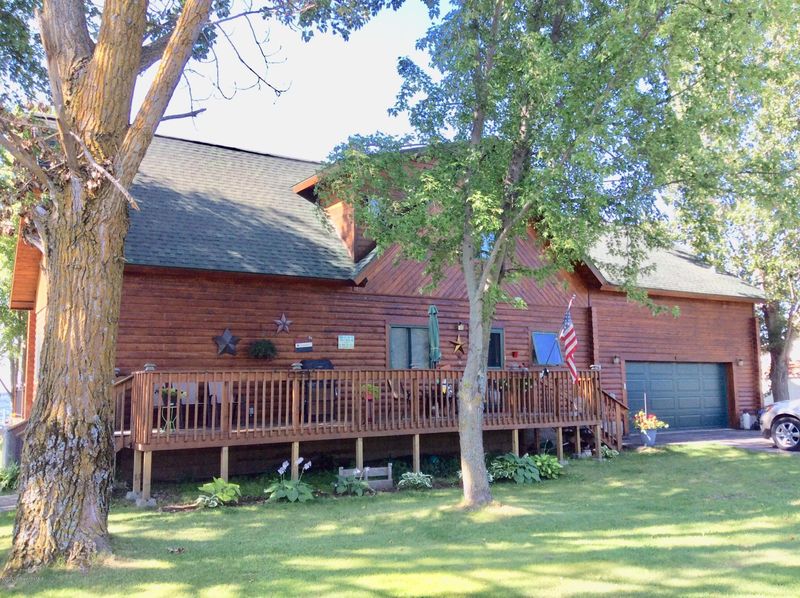 45968 375th St, Perham, MN 56573