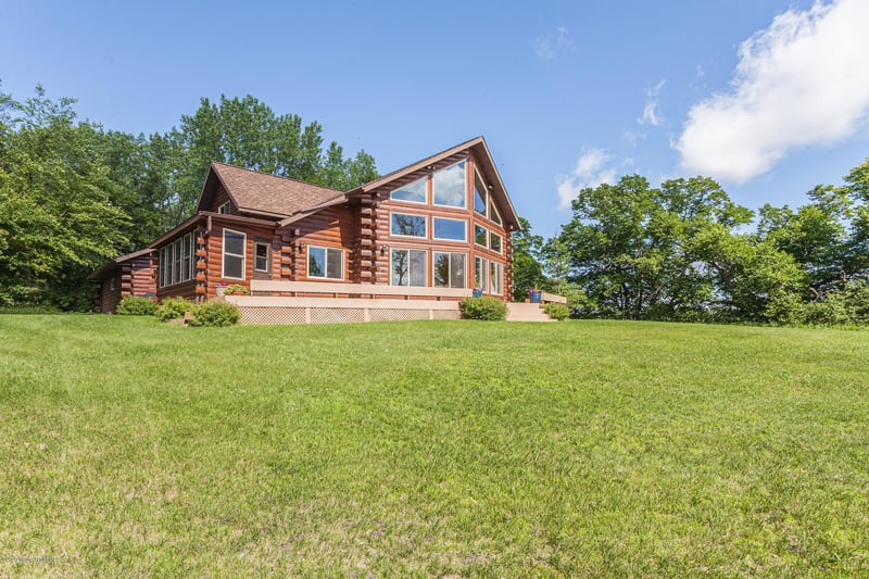 44650 W Little Mcdonald Dr, Dent, MN 56528