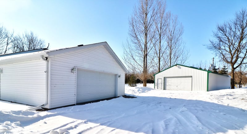 32938 Kivi Dr, Ogema, MN 56569