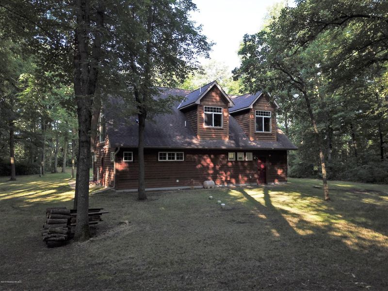 61894 150th St, Parkers Prairie, MN 56361