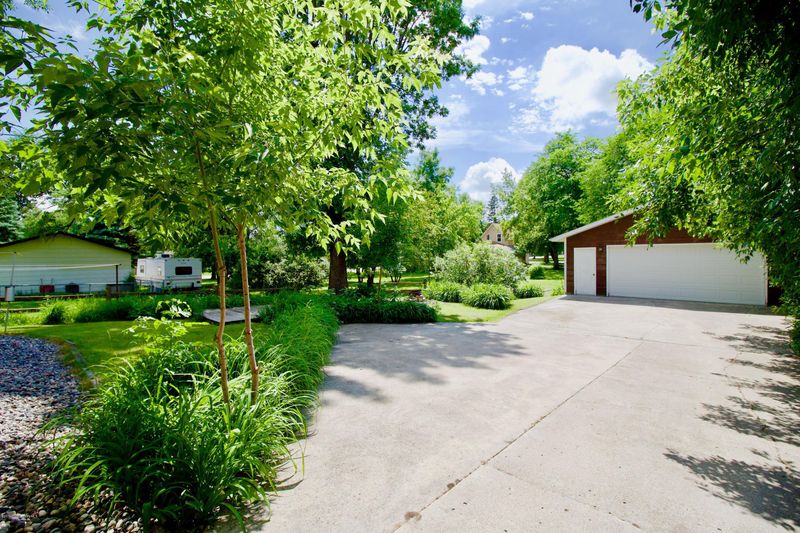 509 8th St, Hawley, MN 56549