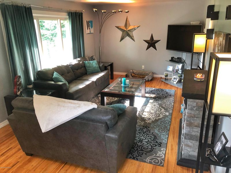 511 Richwood Rd, Detroit Lakes, MN 56501