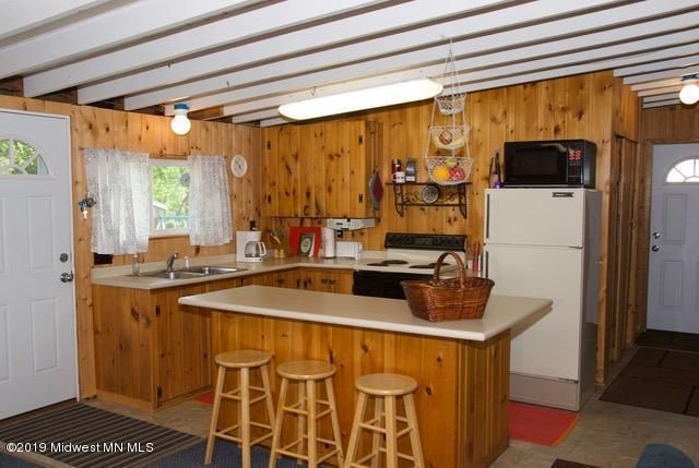 40165 Hunters Rd, Ponsford, MN 56575