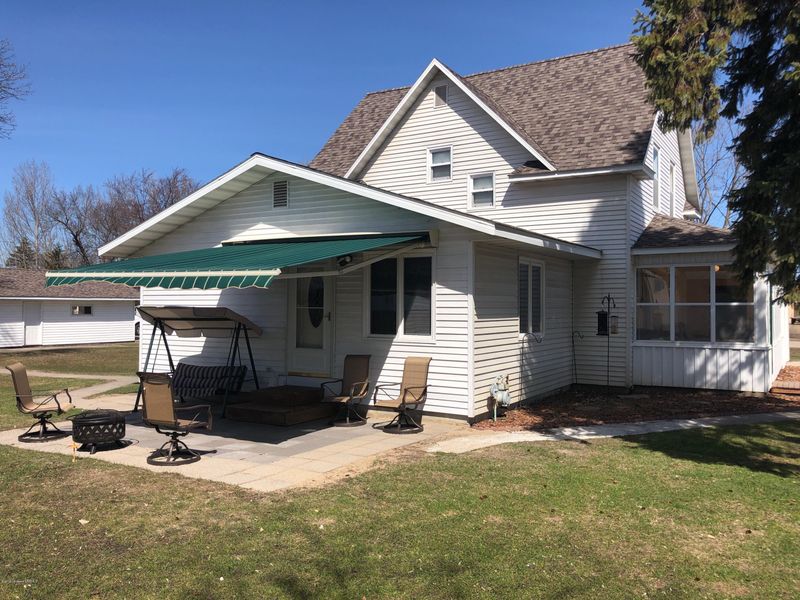 572 4th St, Audubon, MN 56511