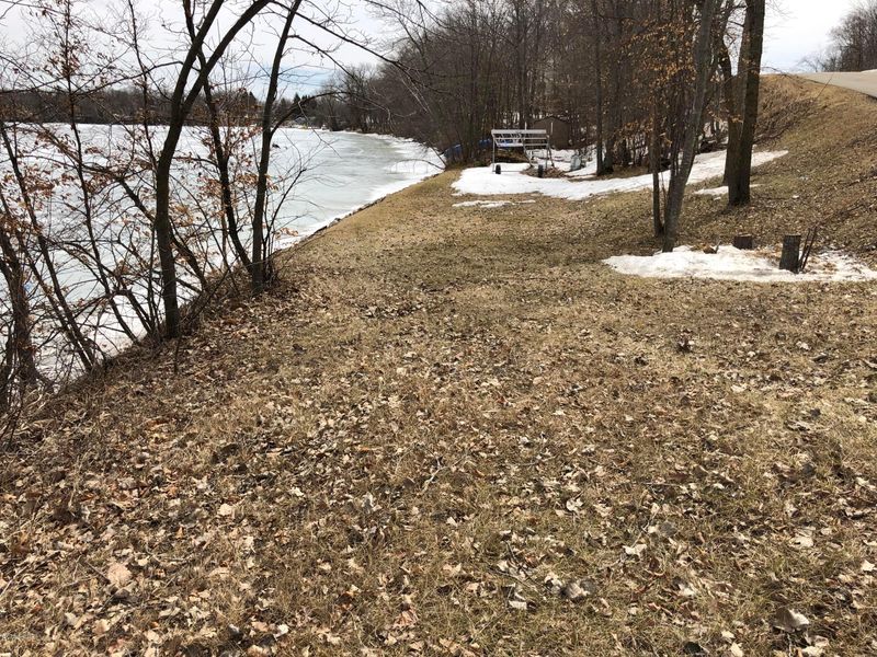 10xxx Eagle Lake Rd, Frazee, MN 56544
