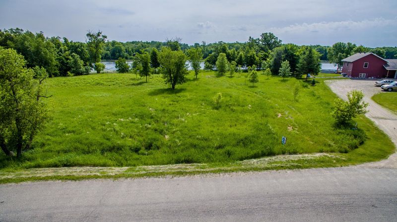 X Petersen Cir, Detroit Lakes, MN 56501