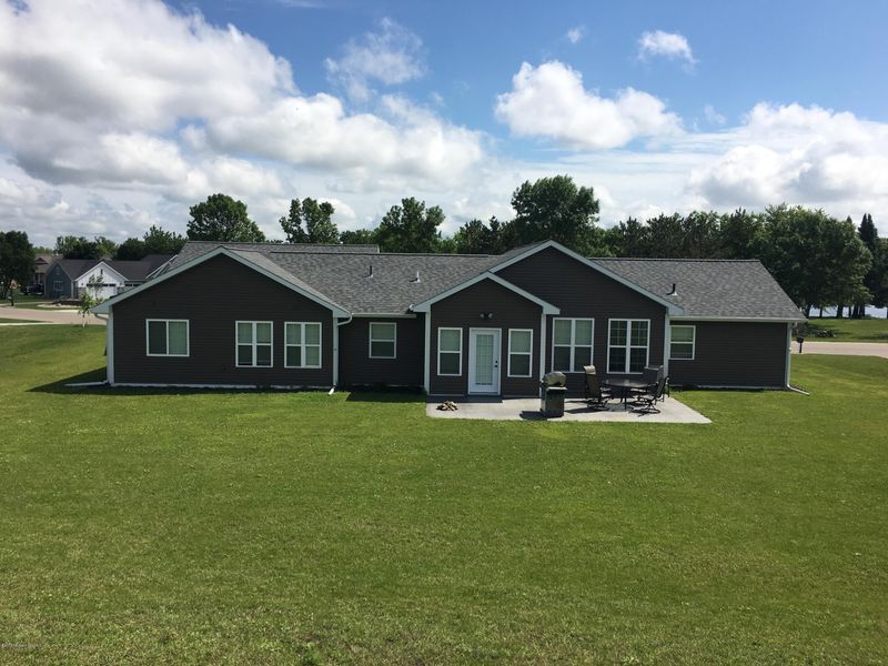 1436 Long Lake Dr, Detroit Lakes, MN 56501