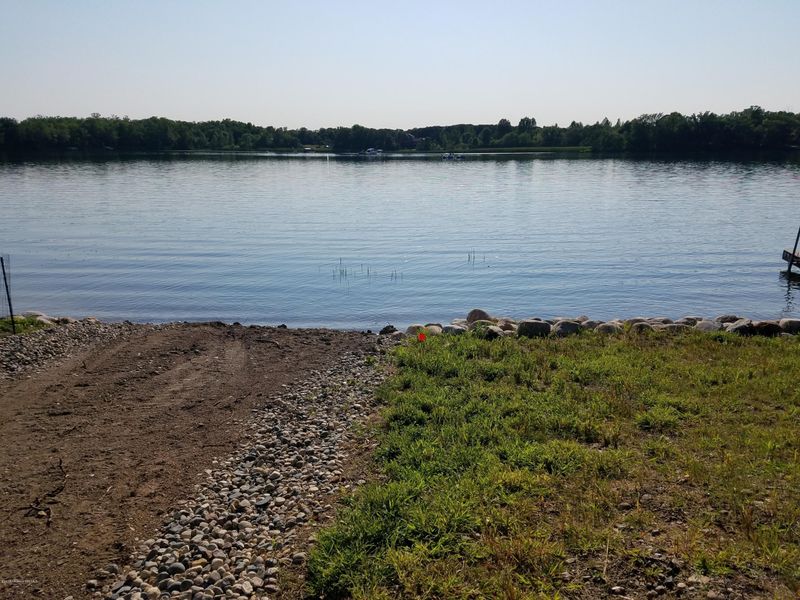 14874 E Munson Dr, Detroit Lakes, MN 56501