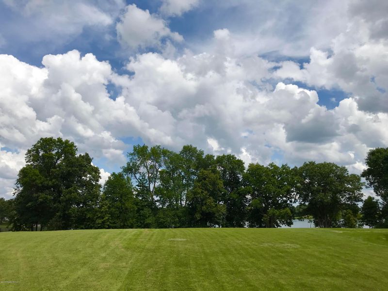 92 Park View Dr, Vergas, MN 56587