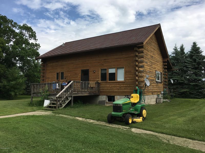 714 SE Casino Rd, Mahnomen, MN 56557