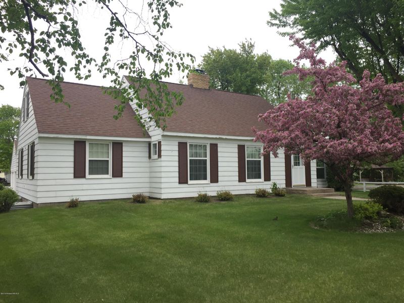 706 Granger Rd, Detroit Lakes, MN 56501